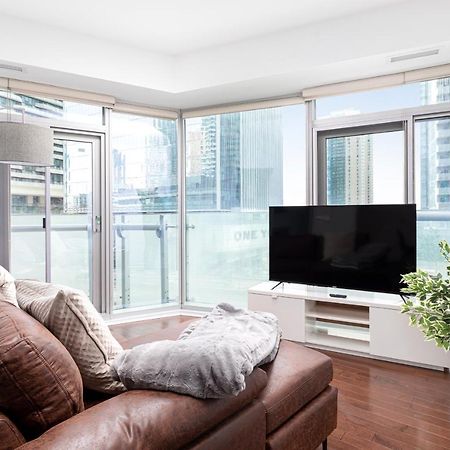Downtown Toronto Condo Mins From Scotiabank Arena, Tiff, Cn Tower, Union, Mtcc Zewnętrze zdjęcie
