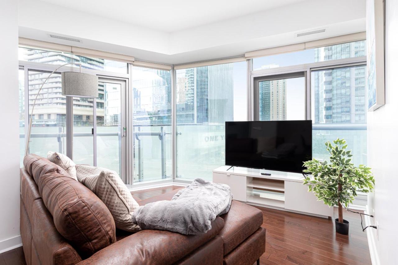 Downtown Toronto Condo Mins From Scotiabank Arena, Tiff, Cn Tower, Union, Mtcc Zewnętrze zdjęcie