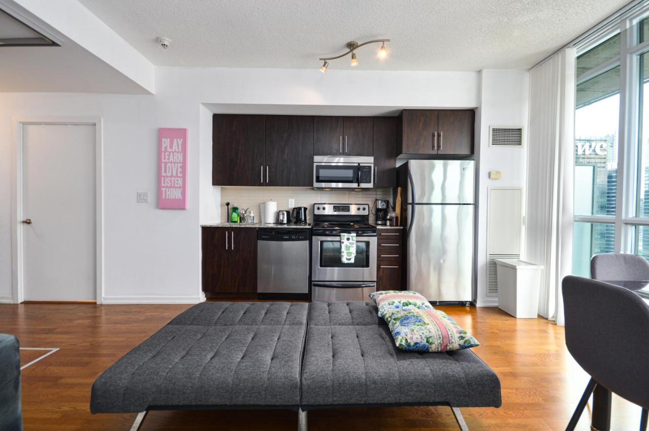 Downtown Toronto Condo Mins From Scotiabank Arena, Tiff, Cn Tower, Union, Mtcc Zewnętrze zdjęcie