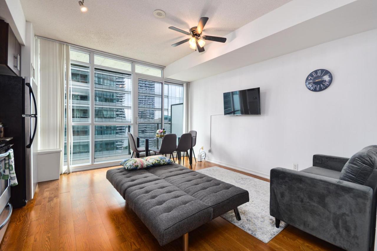 Downtown Toronto Condo Mins From Scotiabank Arena, Tiff, Cn Tower, Union, Mtcc Zewnętrze zdjęcie